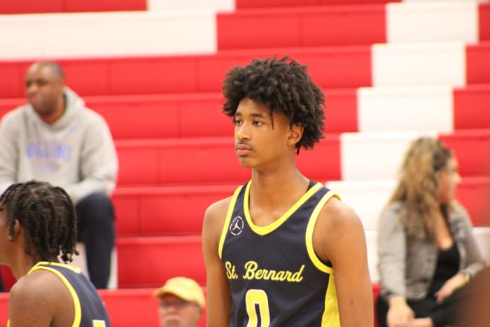 St. Bernard’s Tajh Ariza against Beverley Hills on Nov. 28, 2023.